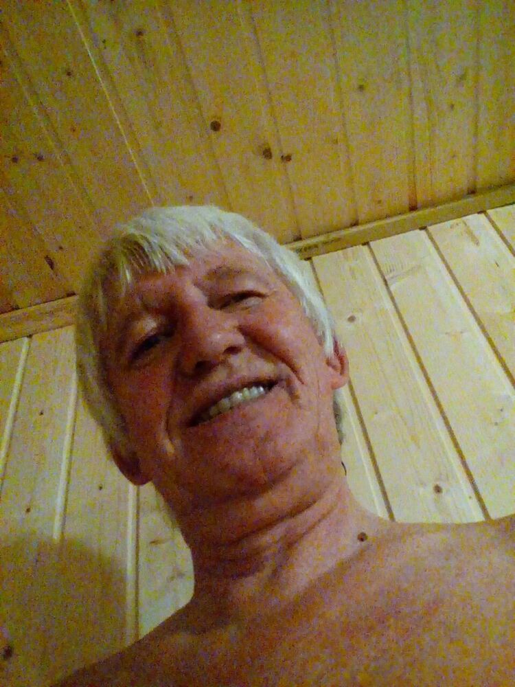  15798713  Vlad, 46 ,    