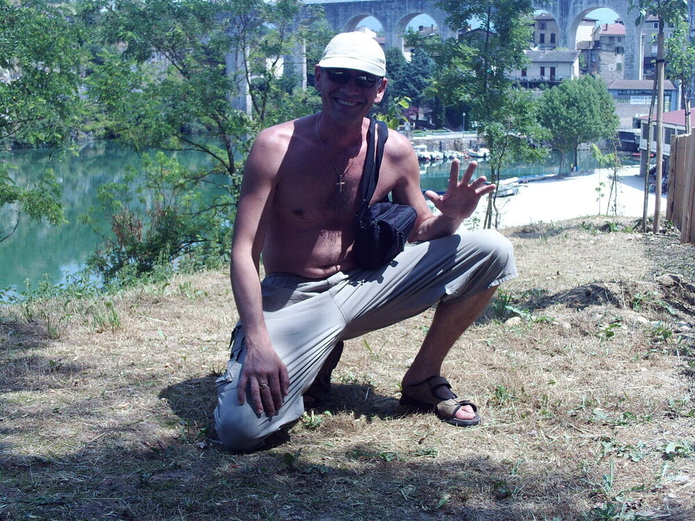  20051033  , 48 ,    