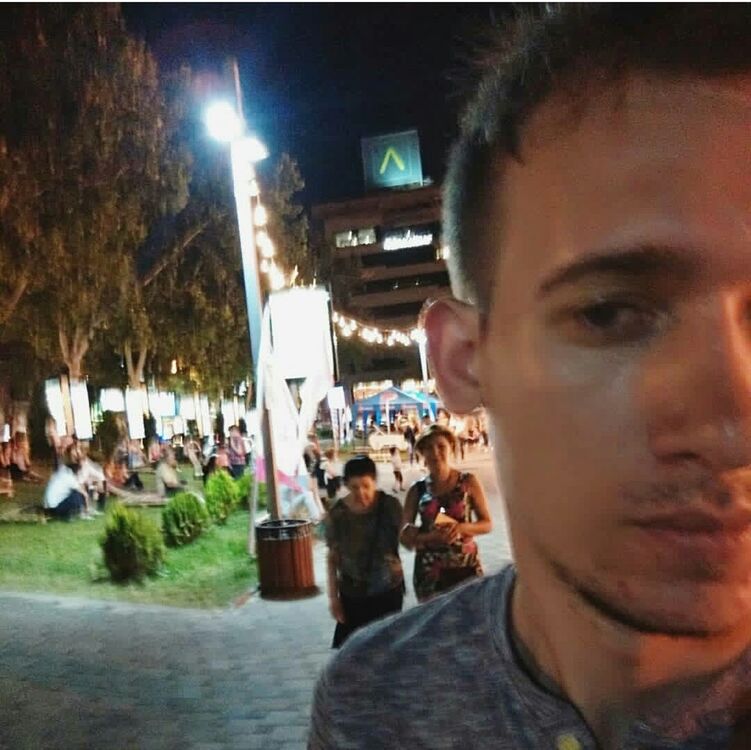  ,   Andranik, 32 ,   ,   , c , 