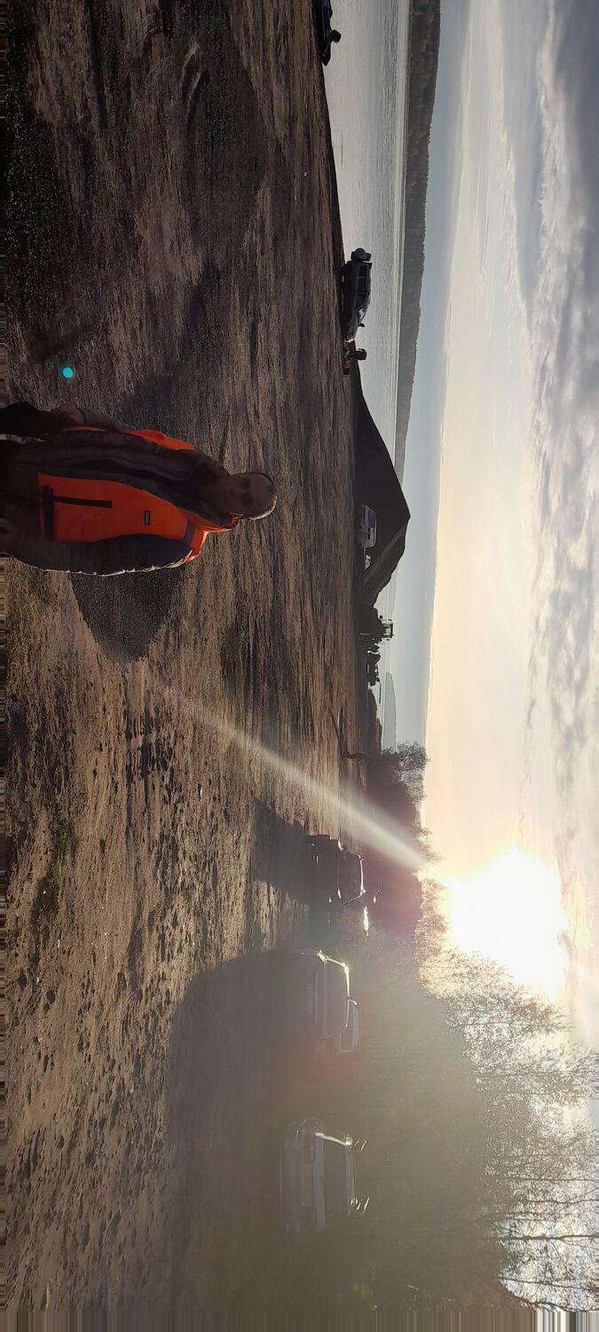  54189823  , 38 ,    -