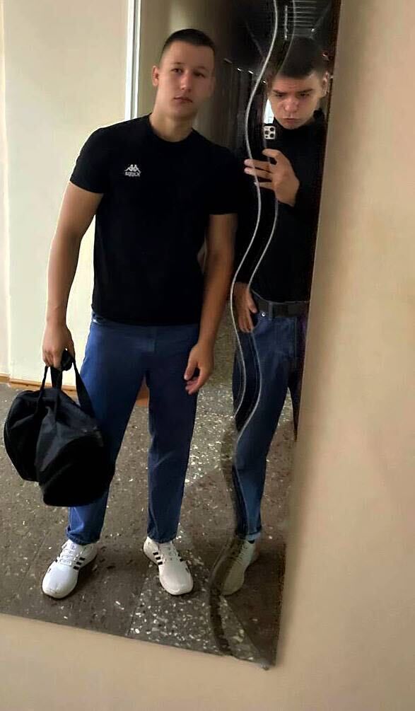  --,   , 19 ,   ,   
