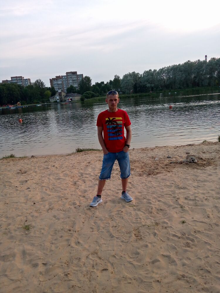  35205823  , 33 ,    