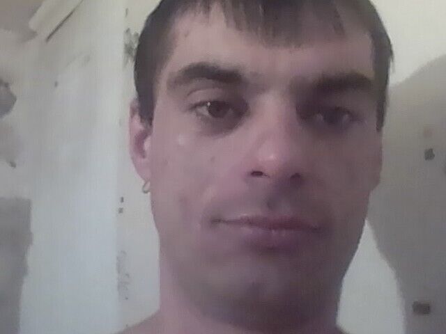  27200893  Tema, 41 ,    