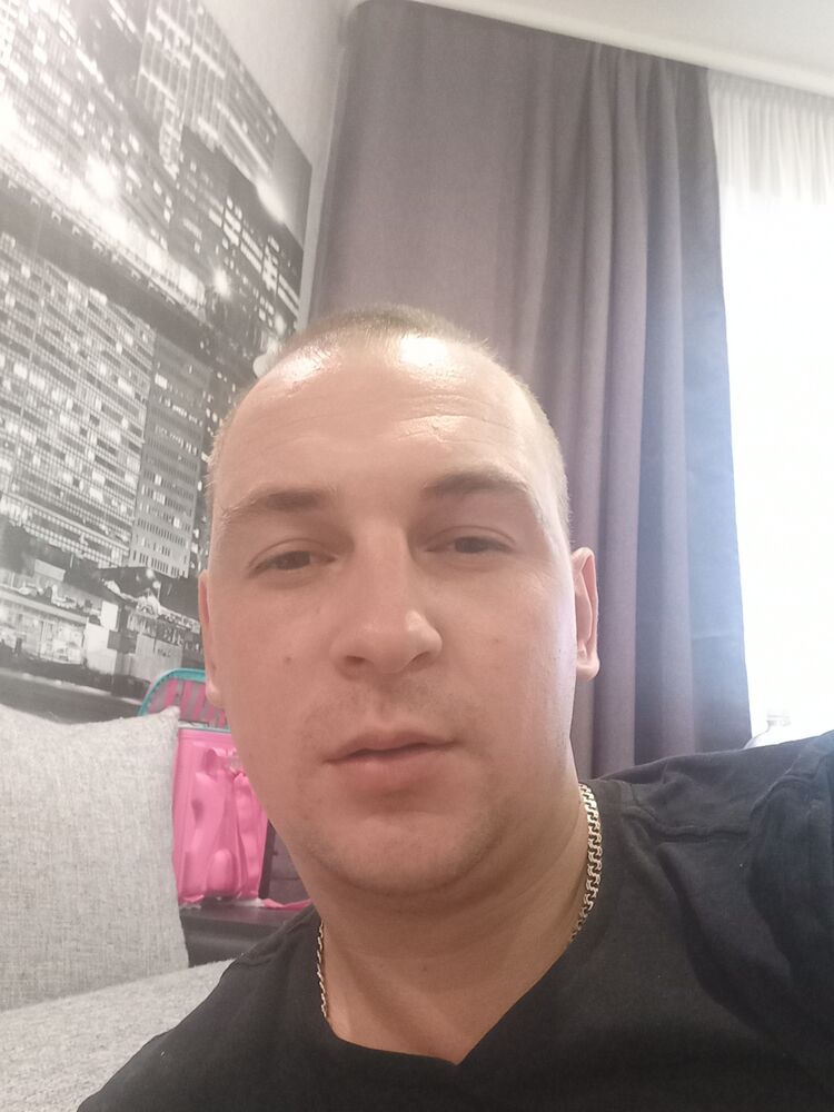  28644363  , 35 ,    