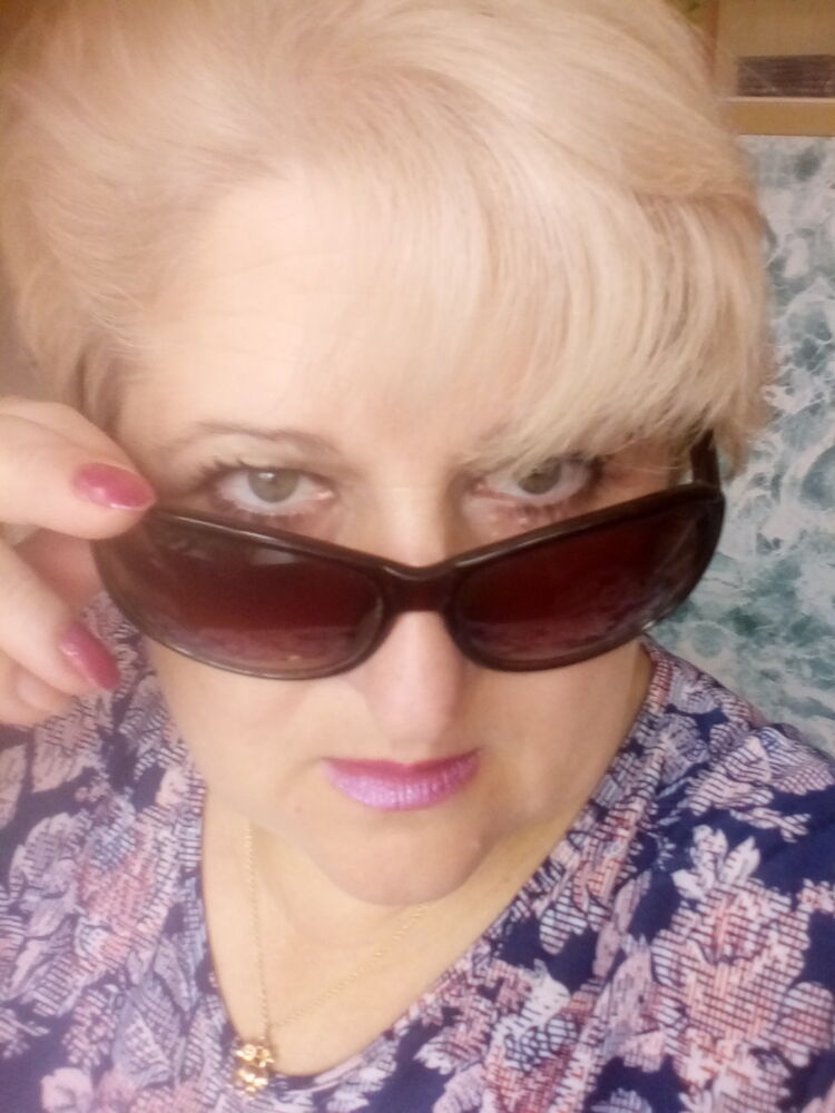 ,   Angelina, 46 ,   ,   , c 