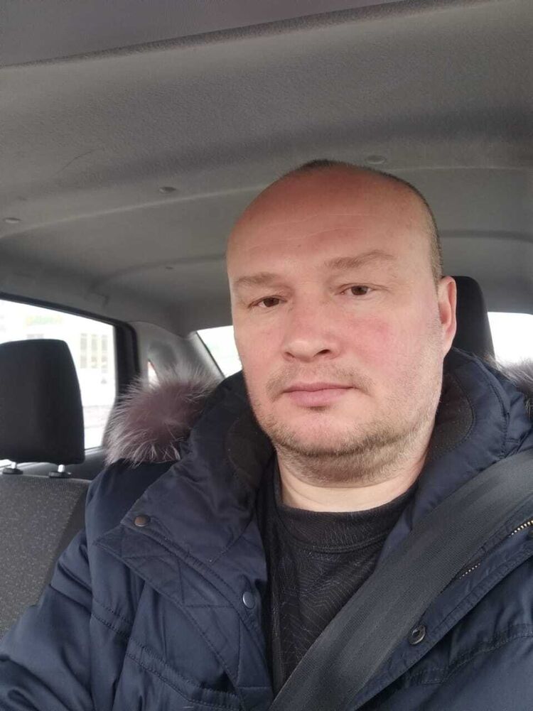  ,   Garry, 53 ,   ,   