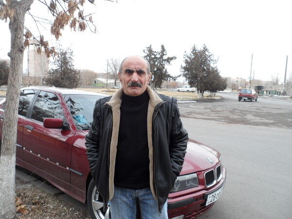  8340173  Hrant, 70 ,    