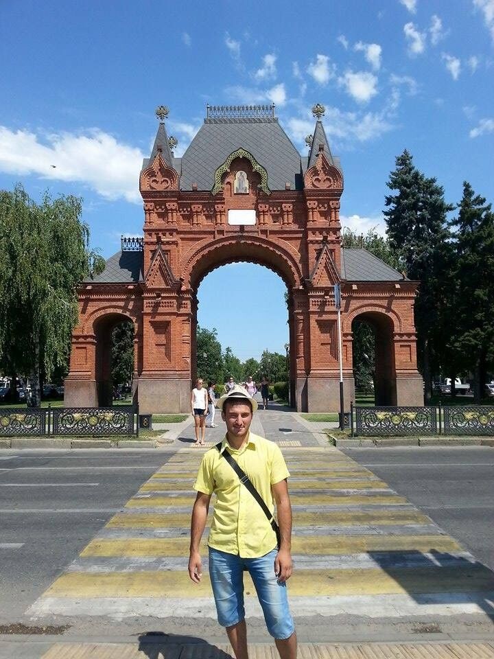  ,   Artur, 35 ,   ,   , c 