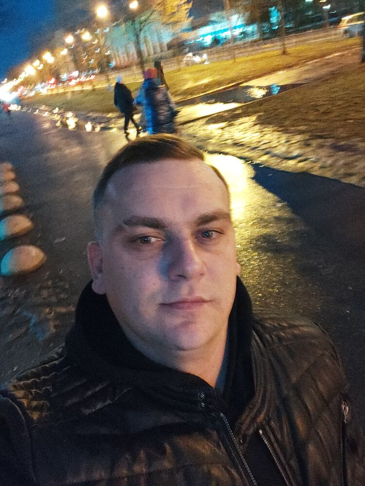  36596633  , 31 ,    