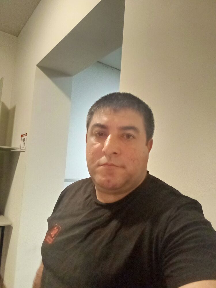  51955233  , 42 ,    -