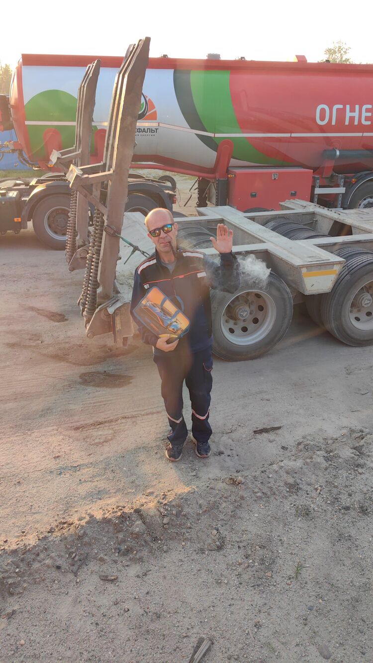 48986623  , 47 ,    