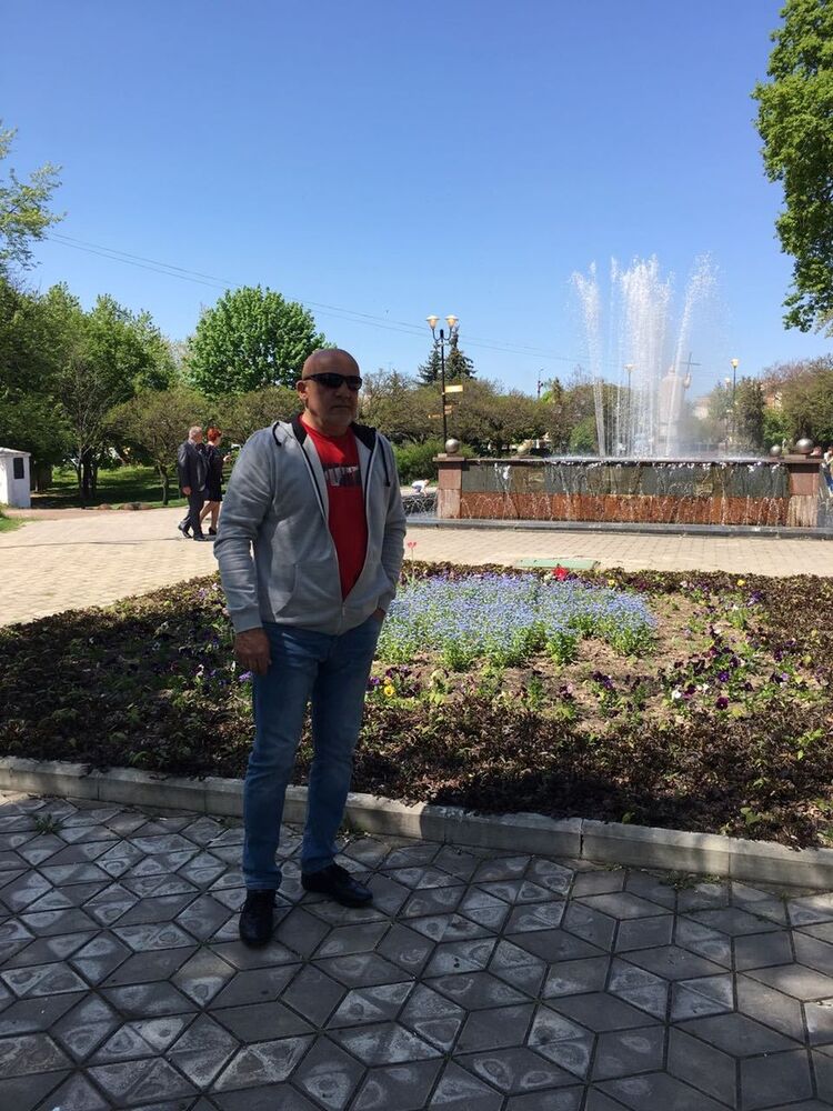  Backa Topola,   Milos, 61 ,   ,   , c 