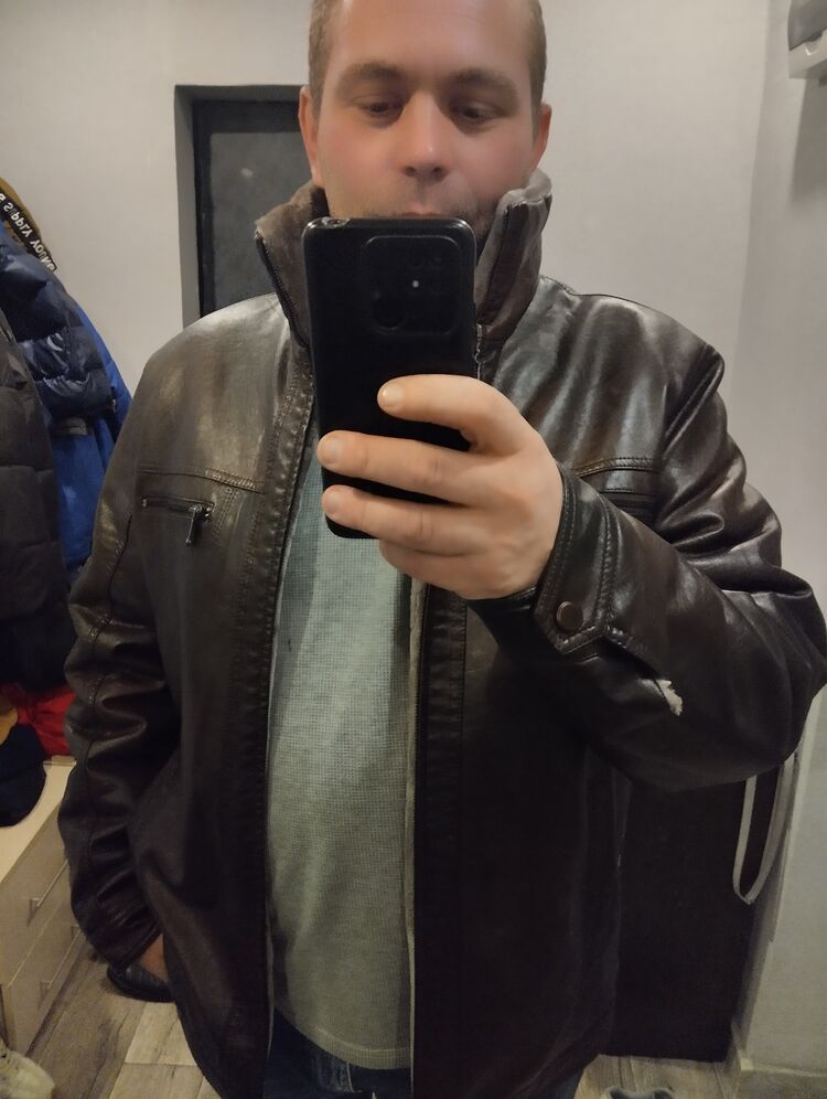  52935553  , 35 ,    