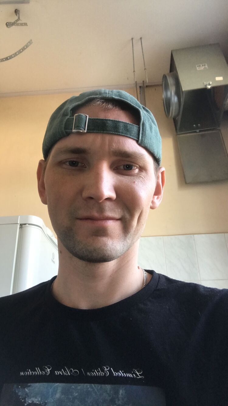  52837723  , 35 ,    