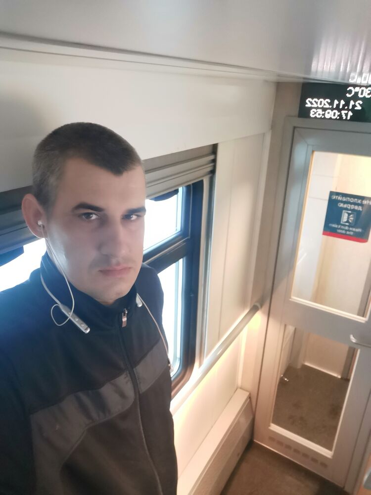  ,   Vladimir, 42 ,   c 