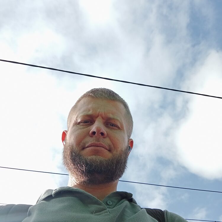  -,   , 42 ,  