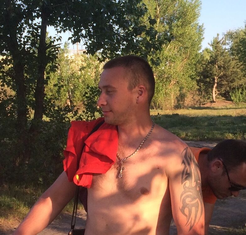  ,   Maksim, 34 ,   