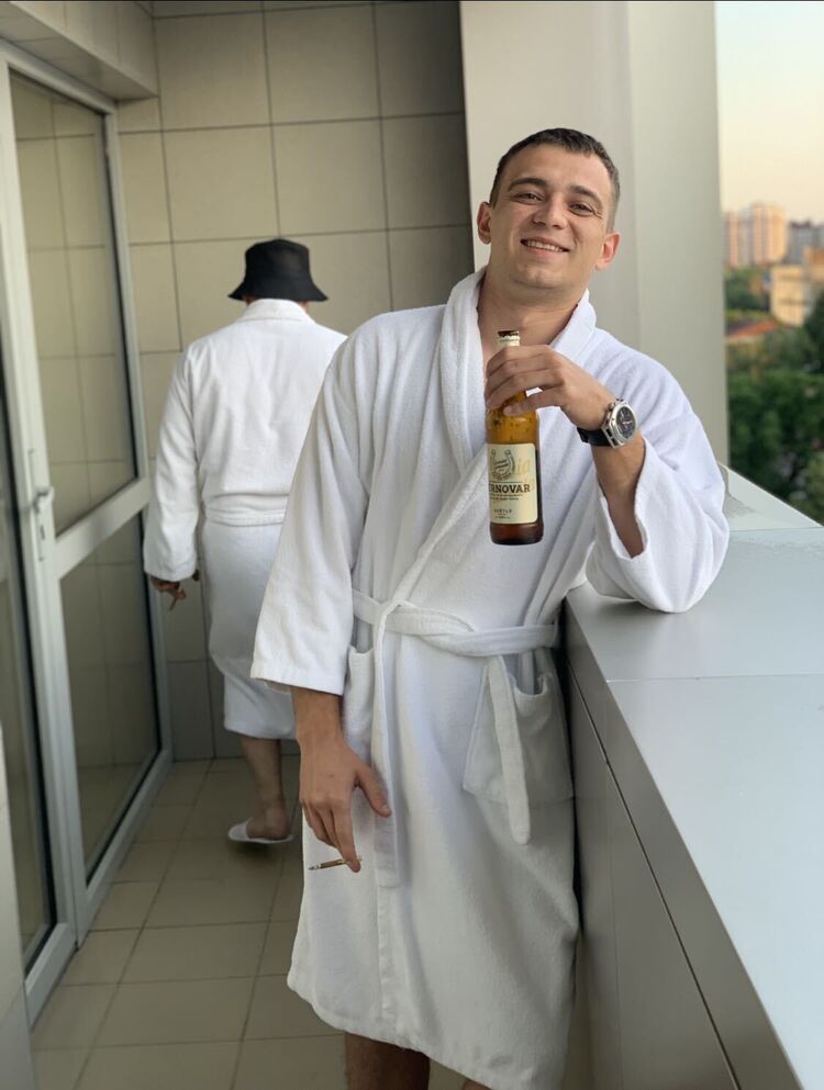  44177793  , 30 ,    