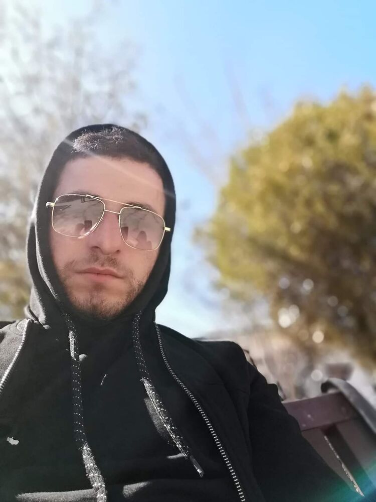  37832293  , 35 ,    
