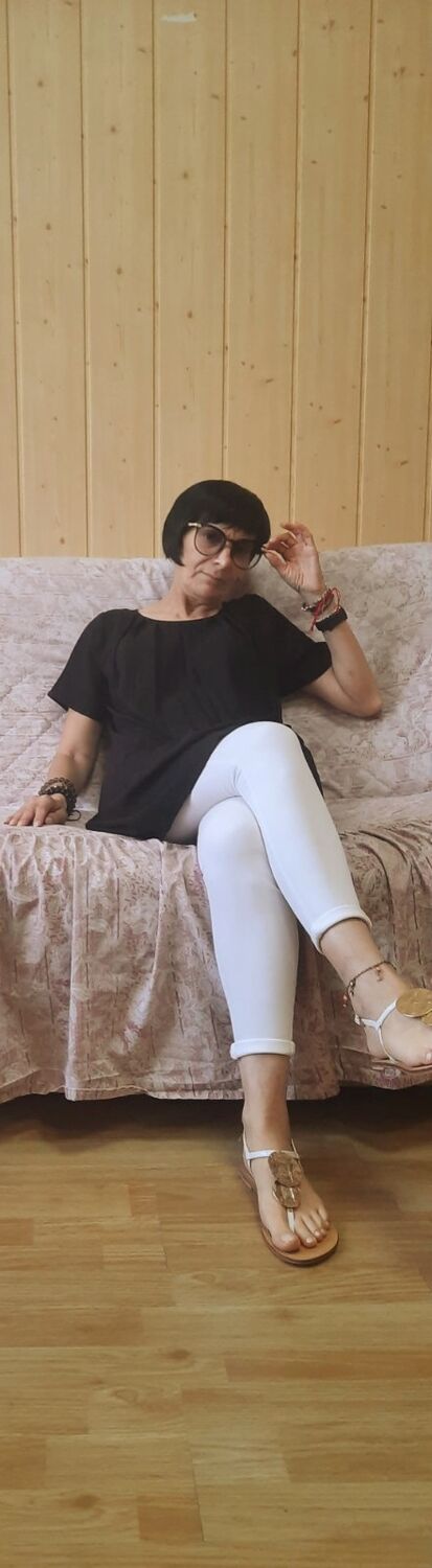  24589343  NiKa, 56 ,    