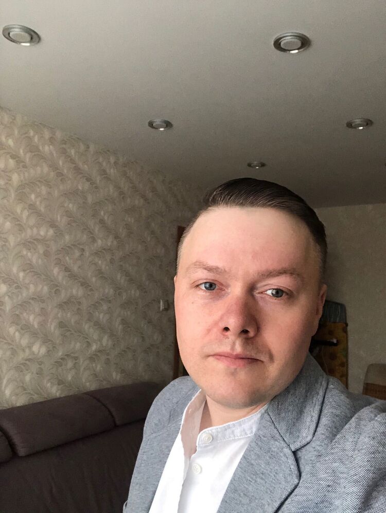  44320903  , 35 ,    