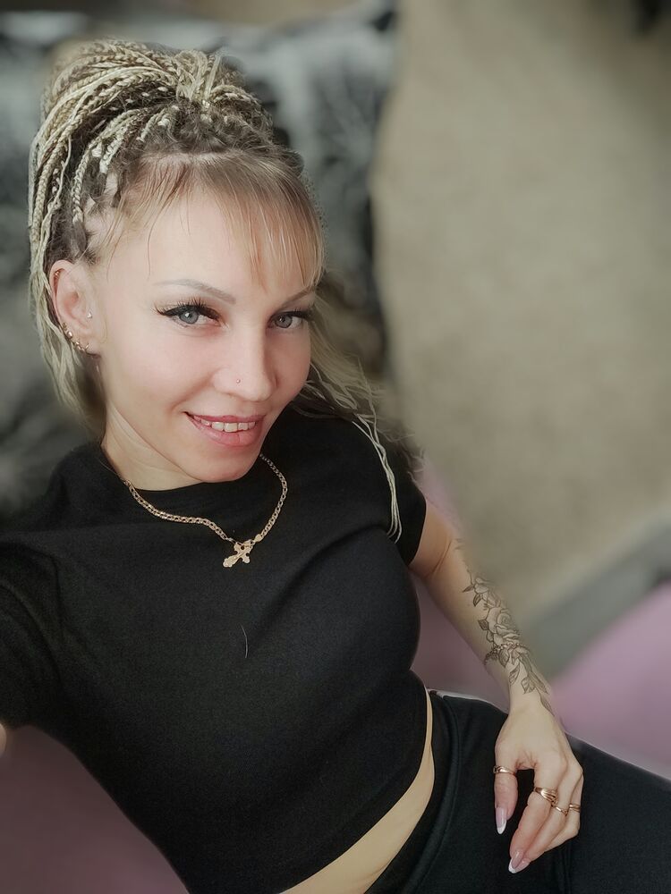  33944673  , 38 ,    