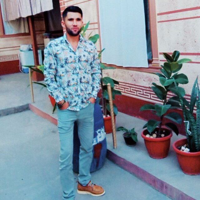  ,   Akram, 31 ,   ,   