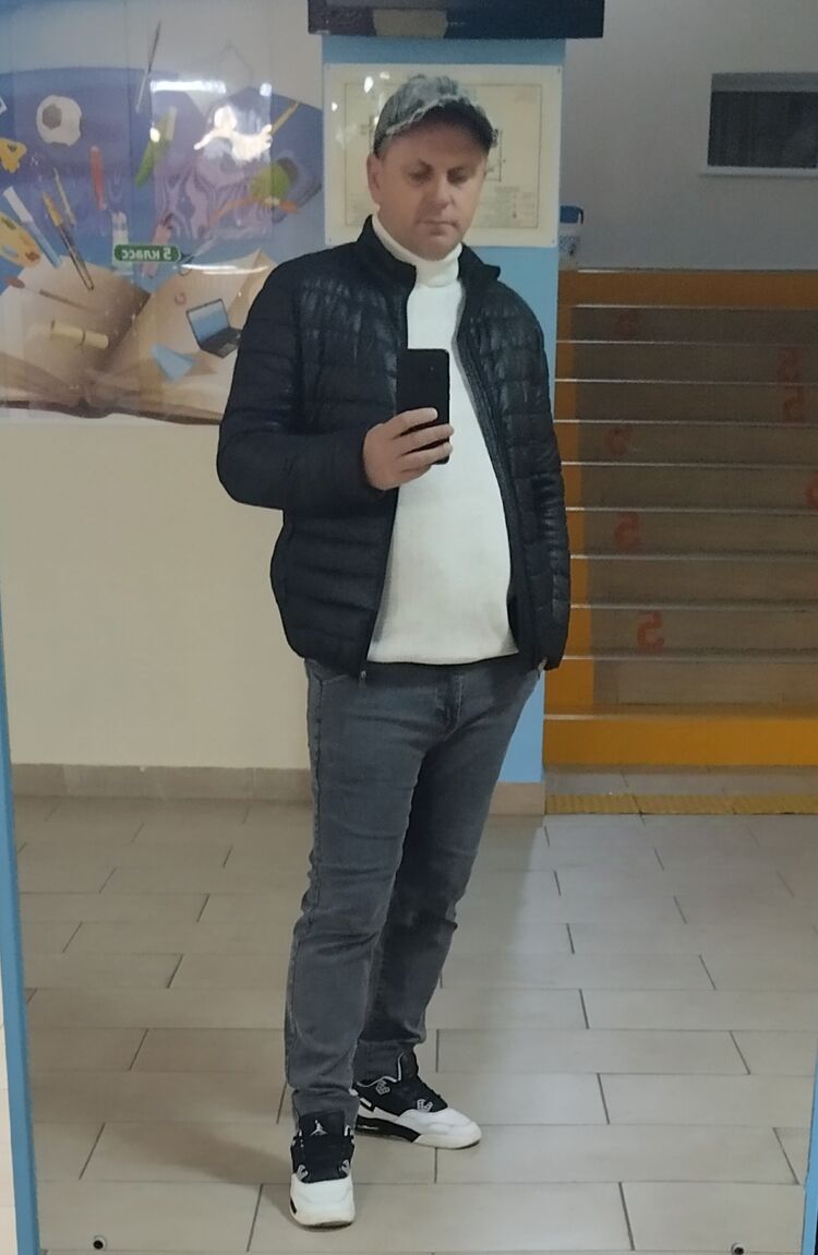  52788733  , 42 ,    