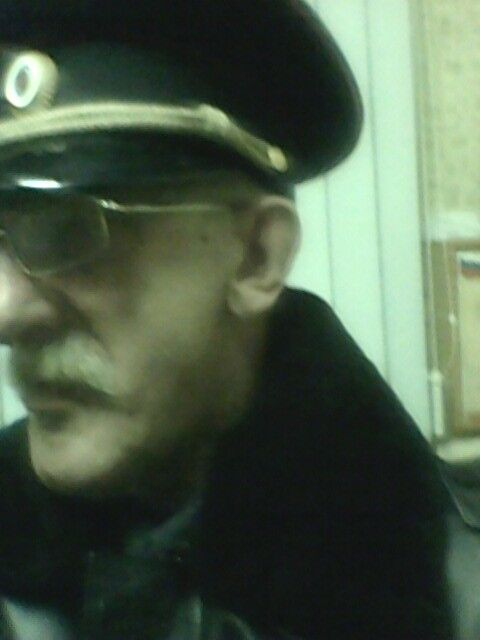  5714923  Mik, 67 ,    