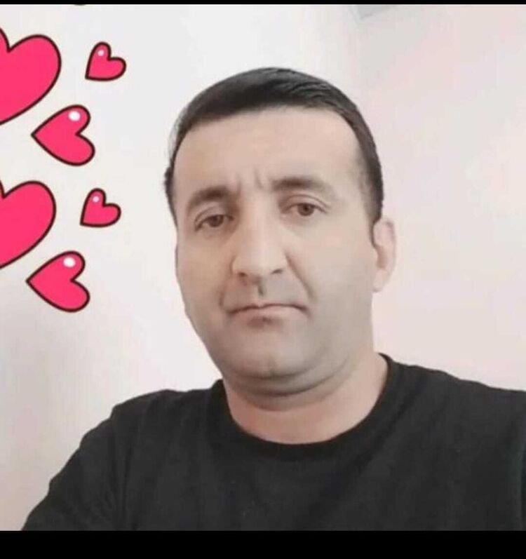  40190773  Edik, 47 ,    