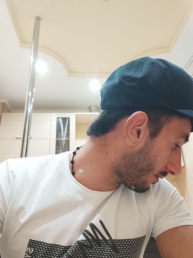  ,   Kamran, 29 ,   ,   