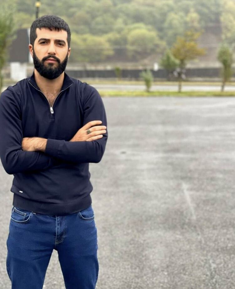  ,   Qasim, 32 ,   ,   