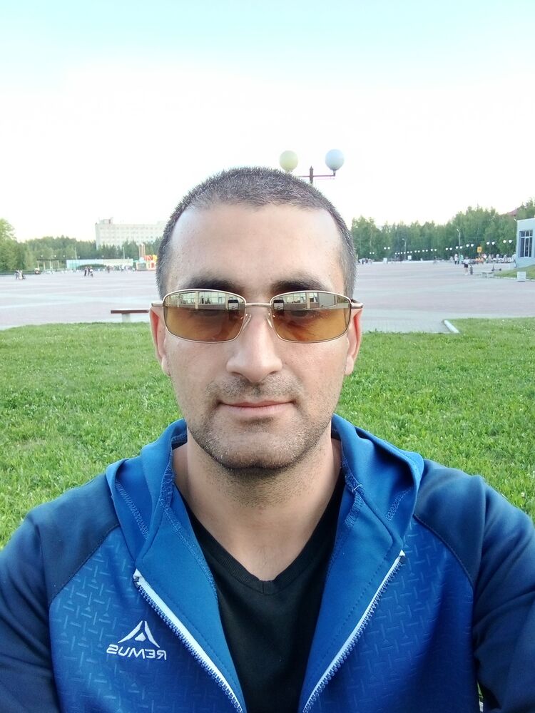  36548603  , 33 ,    