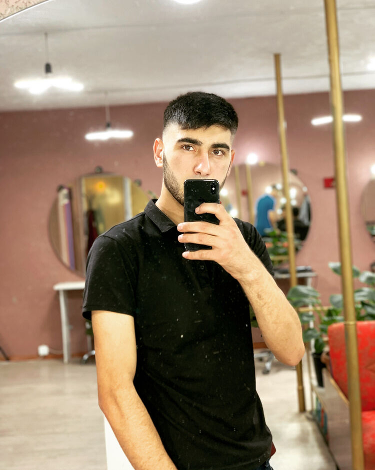  27484363  , 21 ,    