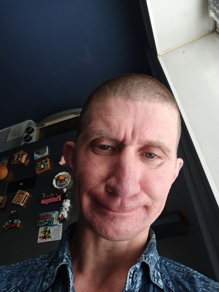  48528083  , 43 ,    