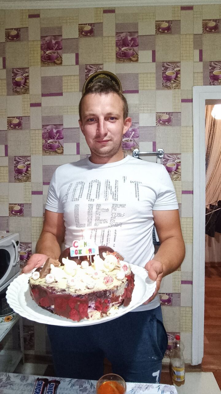  ,   Dima, 27 ,   ,   
