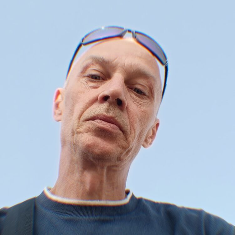  47158963  , 52 ,    