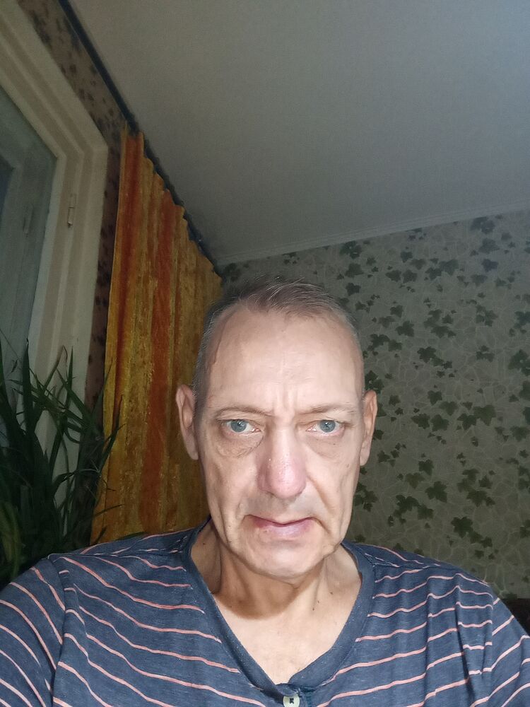  44437283  , 37 ,    