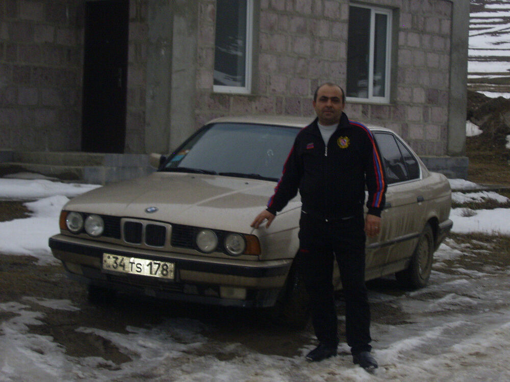  44518793  ASHOT, 56 ,    