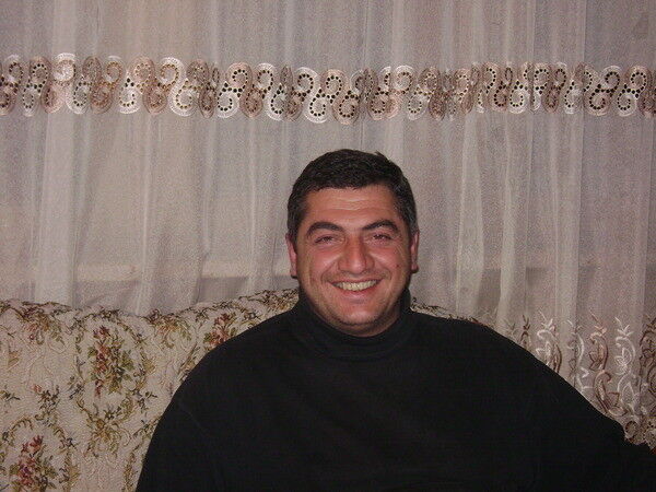  15137733  Levani, 56 ,    