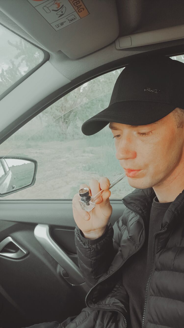 -,   Artem, 32 ,     , c 