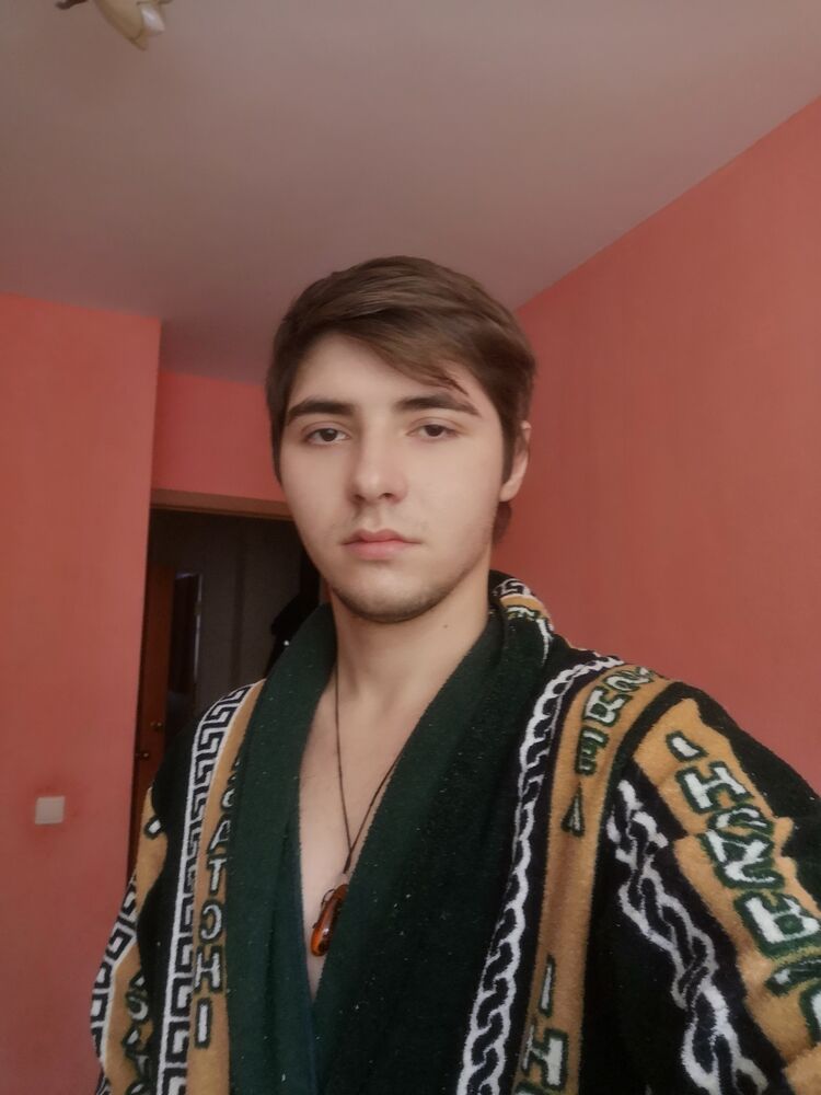  29102803  Daniil, 24 ,    