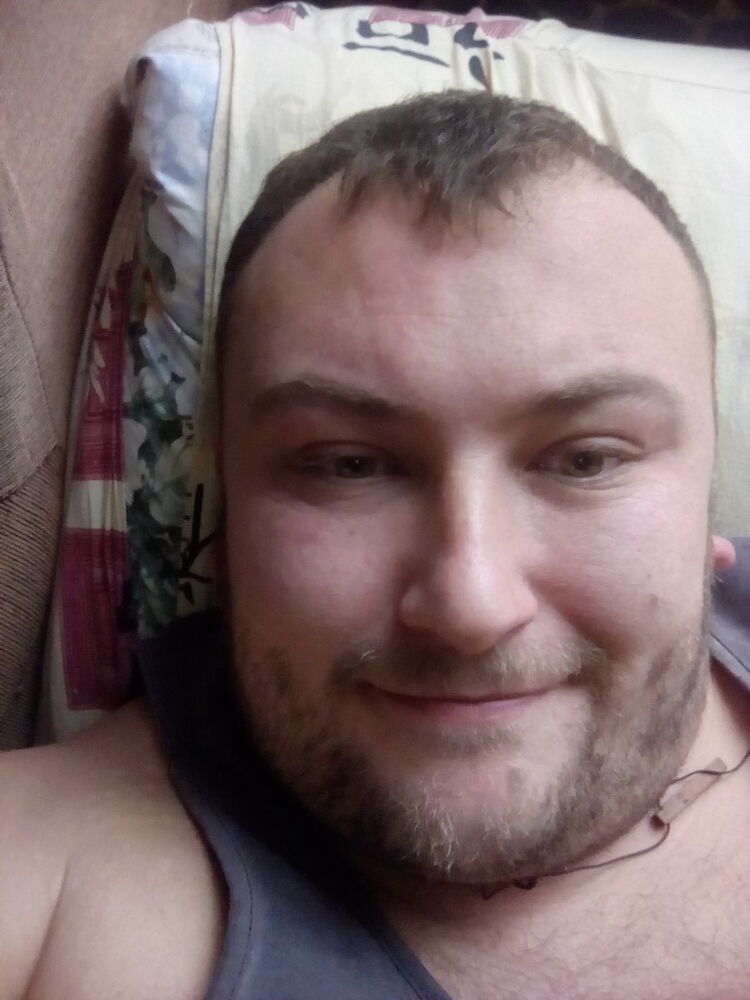  8648893  Tarik, 40 ,    -