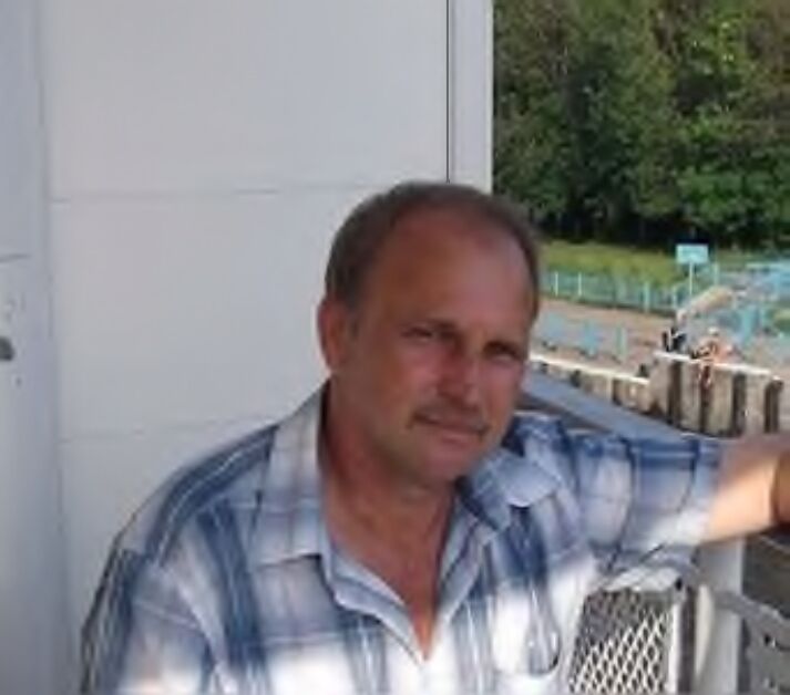  53064823  , 51 ,    