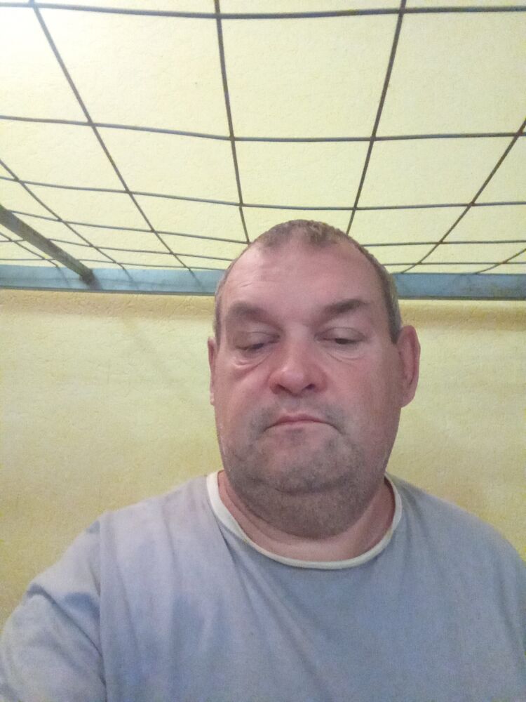  41187663  Slavik, 53 ,    