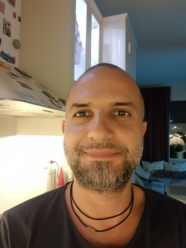  52981103  , 45 ,    -