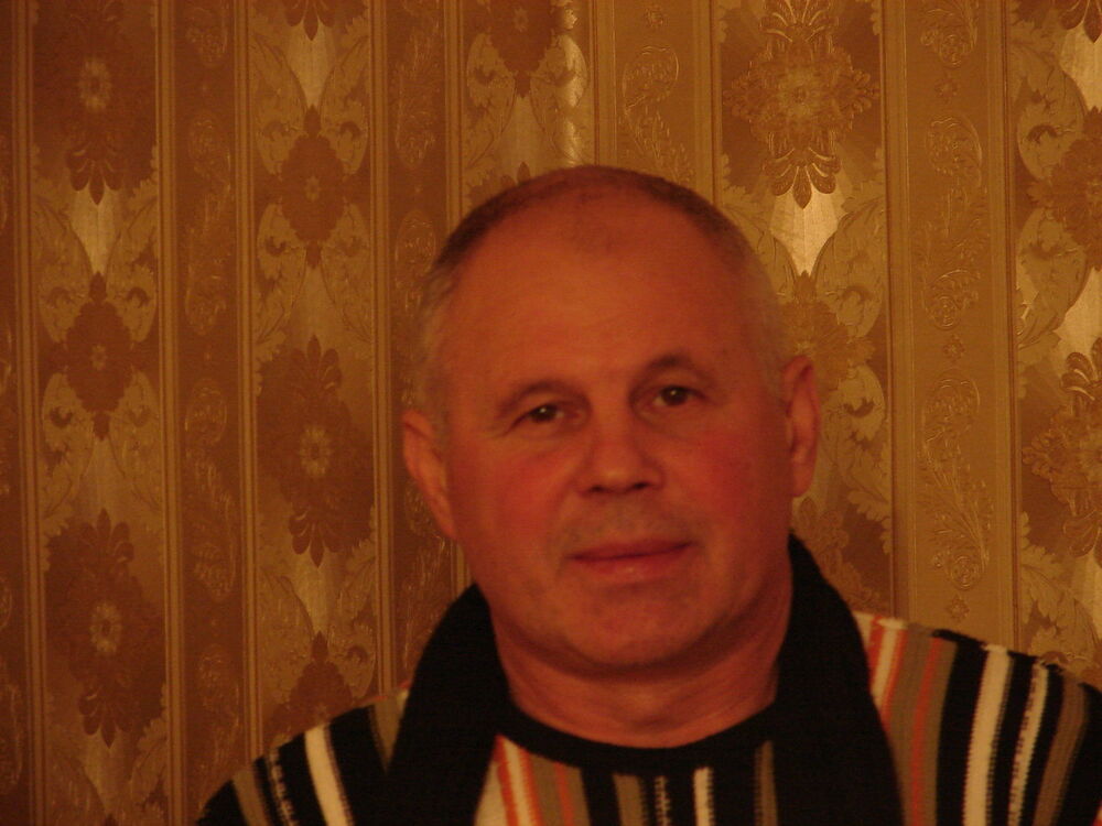  Hamtramck,   Vladymyr, 64 ,   ,   , c 