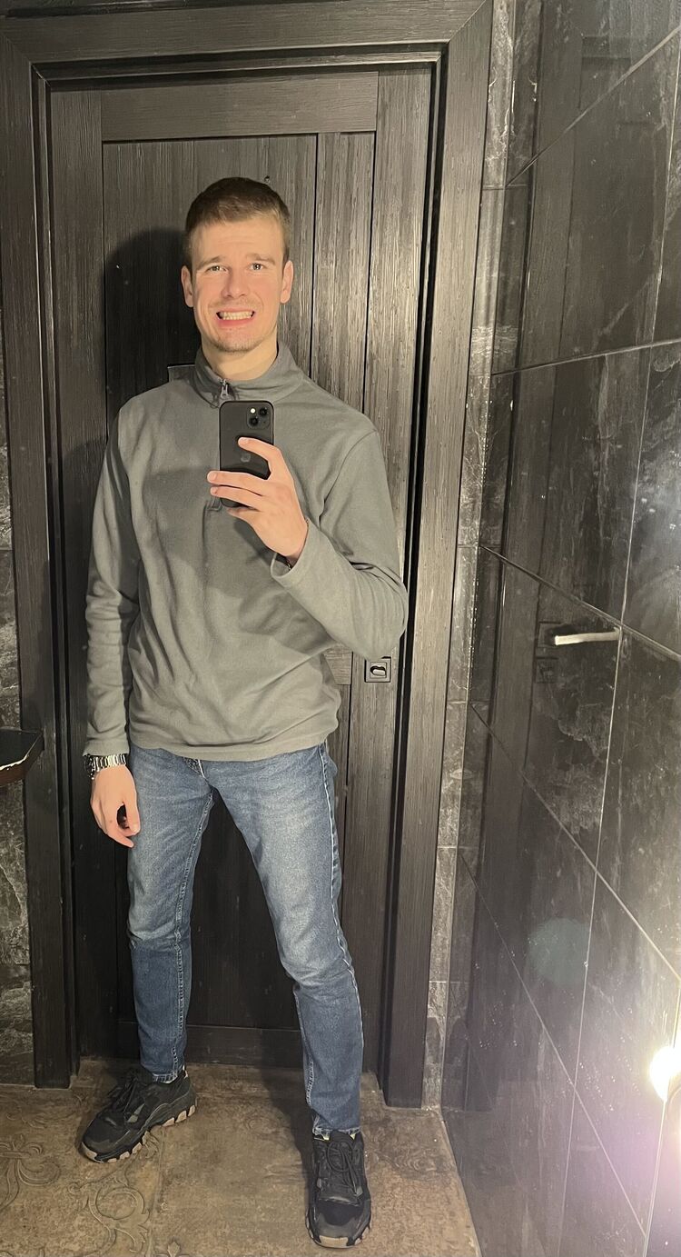  43042603  , 28 ,     