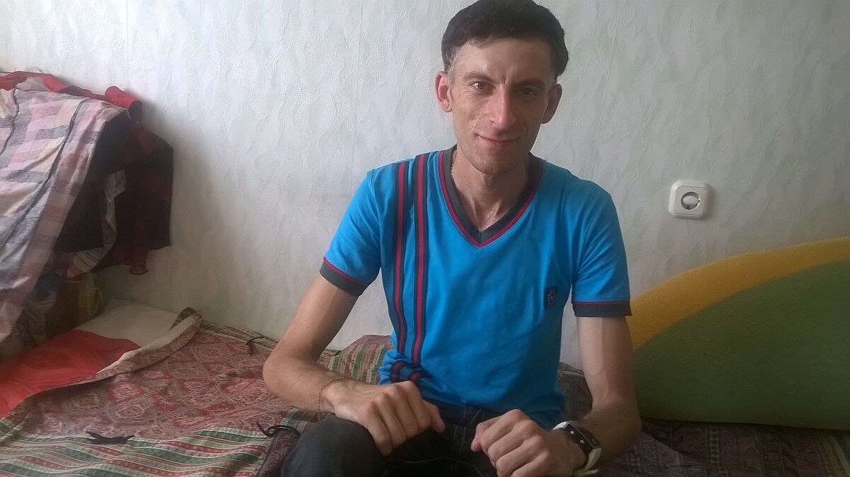  6339583  Amid, 42 ,    