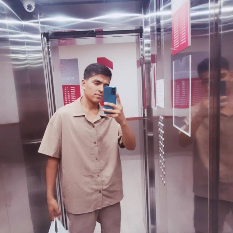  35698463  , 21 ,    